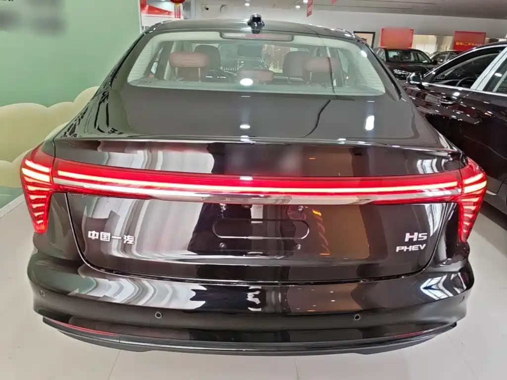 Hongqi Hongqi H5 PHEV — миниатюра 6