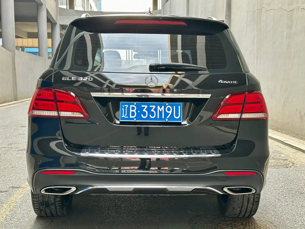 MERCEDES-BENZ GLE