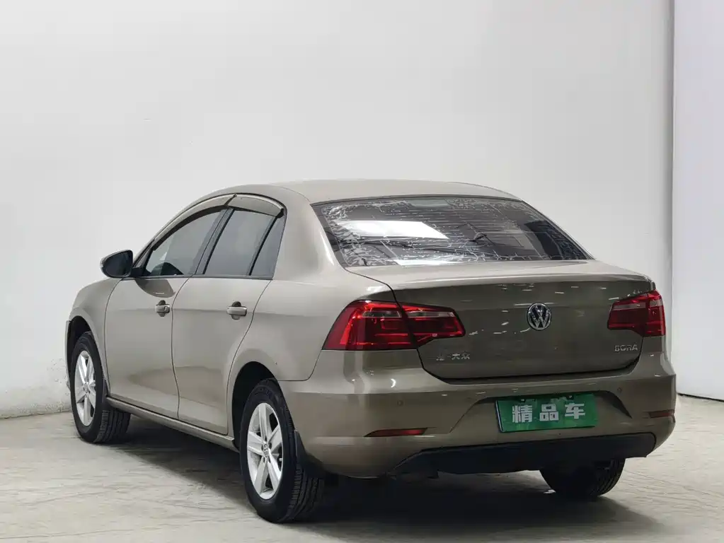 Volkswagen Bora — миниатюра 6