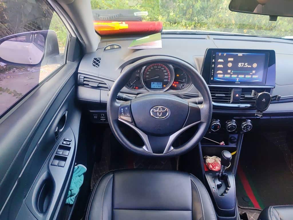 Toyota Vios 1.5 л 2021 г. Белый, пробег 27799 км