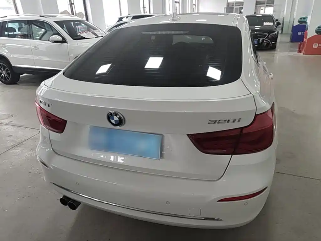 BMW 3 Series GT — миниатюра 6