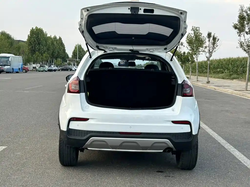 Geely Vision X3 — миниатюра 18