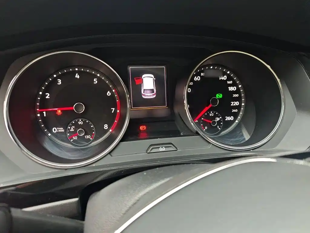 Volkswagen Tiguan L — миниатюра 4