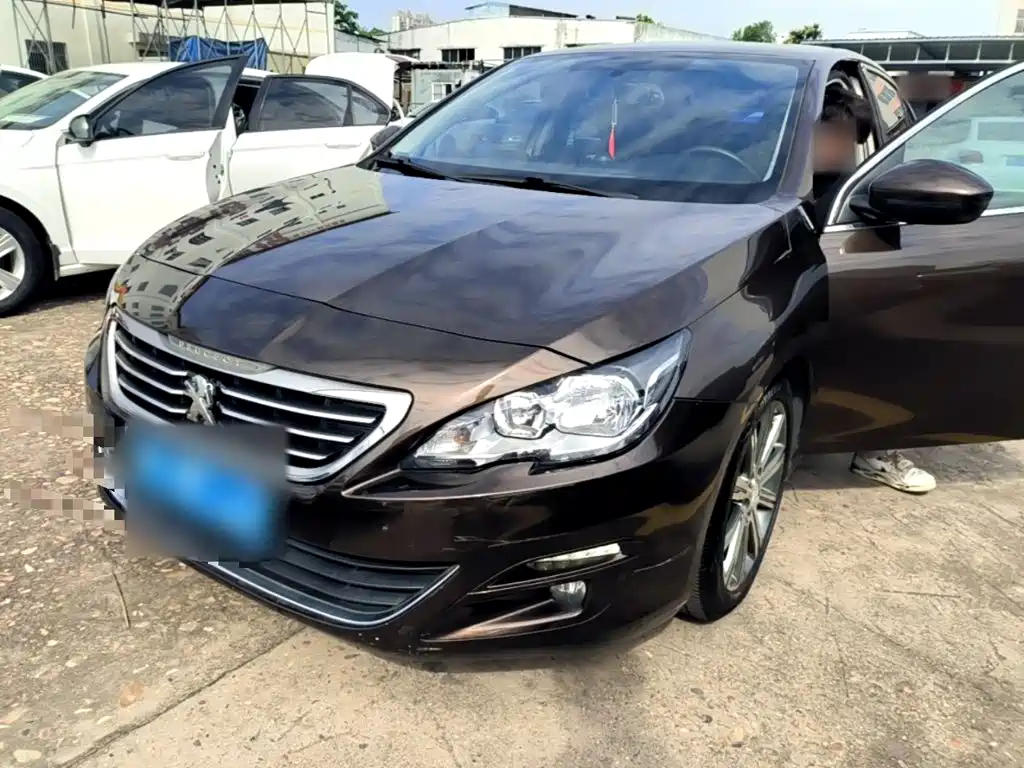 Peugeot 408