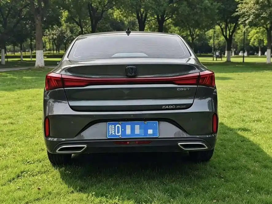 Changan Eado — миниатюра 8