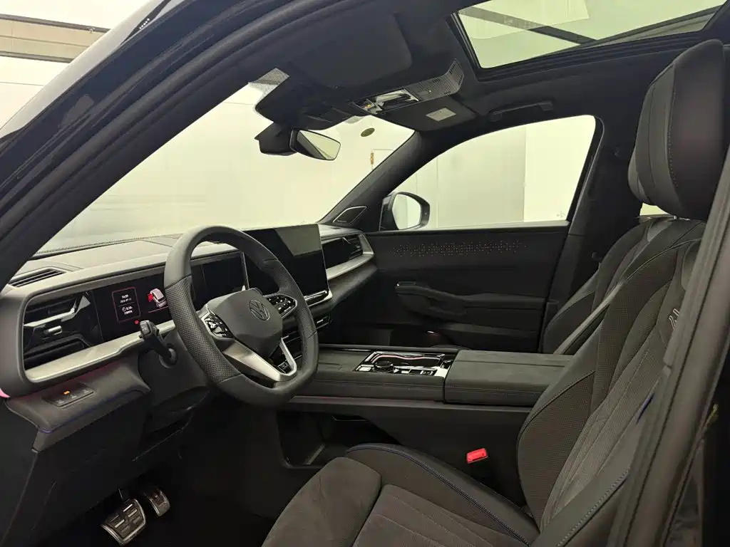 Volkswagen Teramont — миниатюра 8