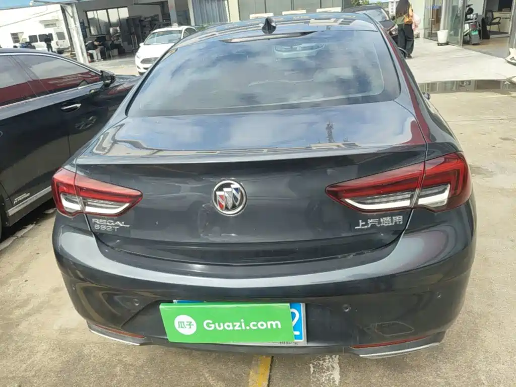 Buick Regal — миниатюра 6