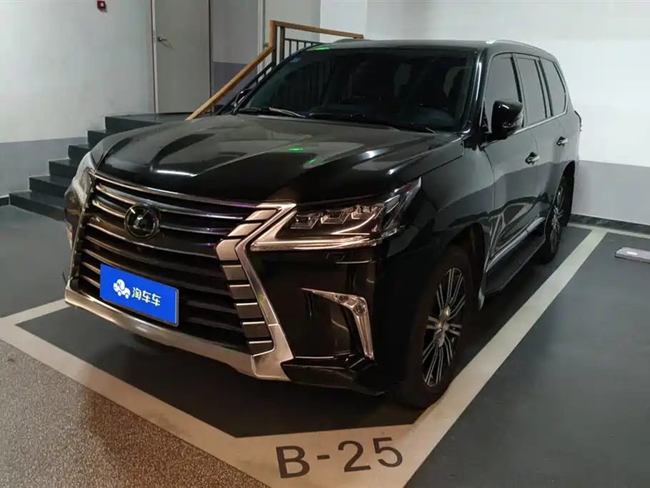 Lexus LX 2019