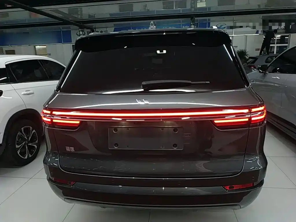 Li Auto Li ONE — миниатюра 6