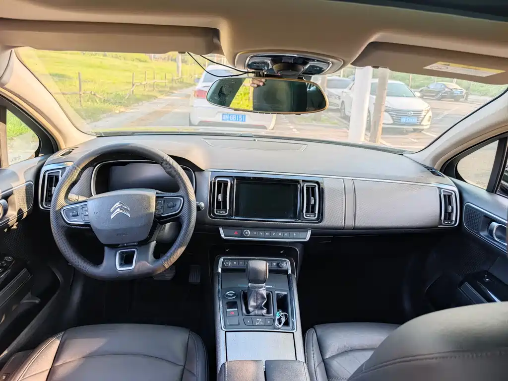 Citroen C6 — миниатюра 4