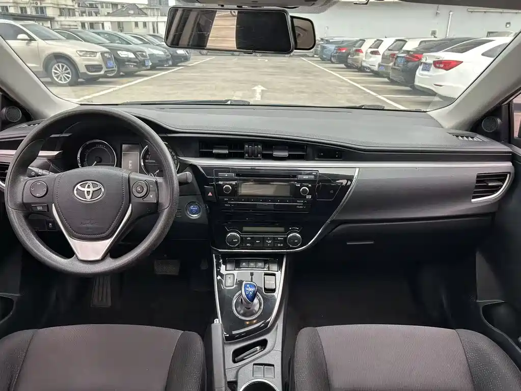 Toyota Corolla — миниатюра 5