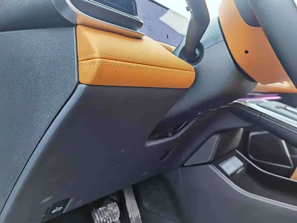 XPeng G9 — миниатюра 5