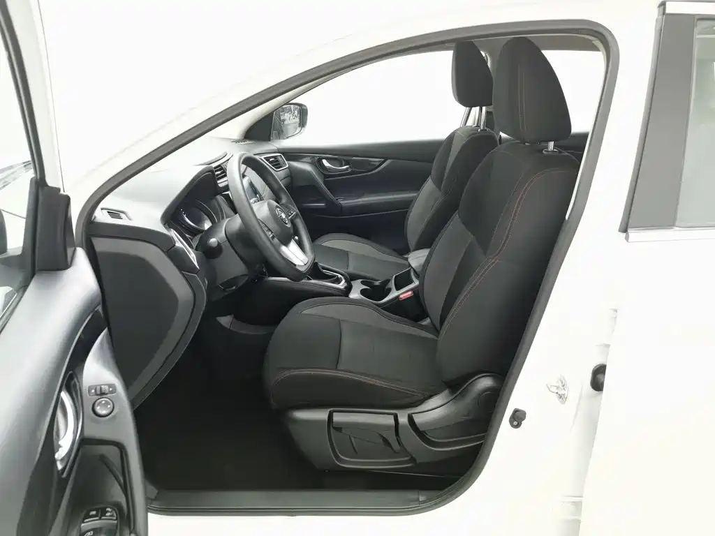 Nissan Qashqai — миниатюра 10