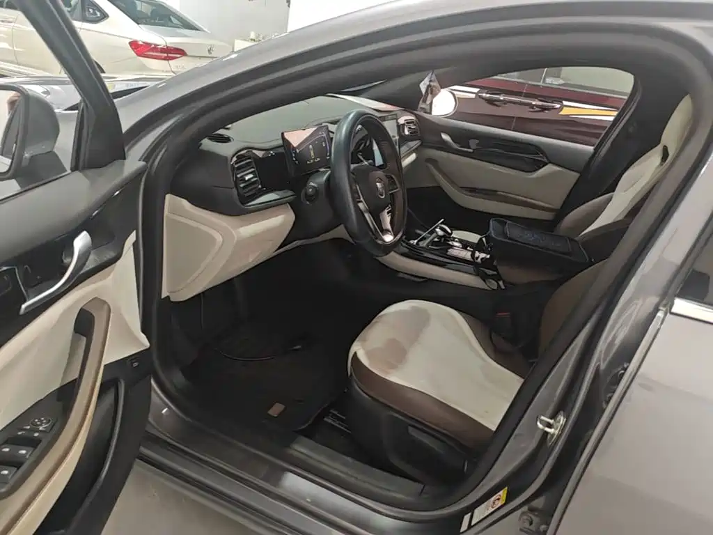 BYD Qin PLUS — миниатюра 15
