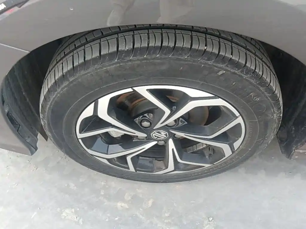 MG MG5 — миниатюра 23