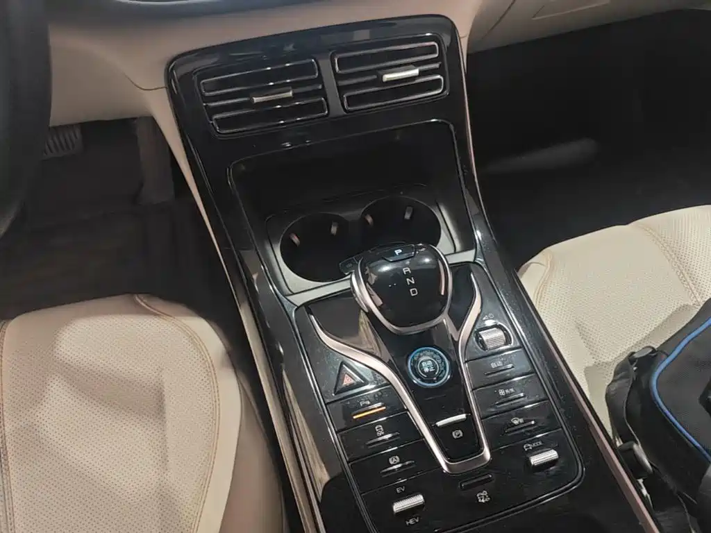 BYD Qin PLUS — миниатюра 14