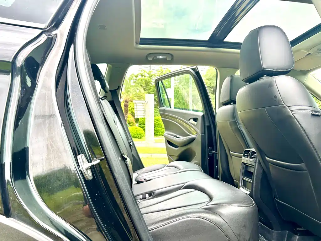 Buick Envision Plus — миниатюра 14