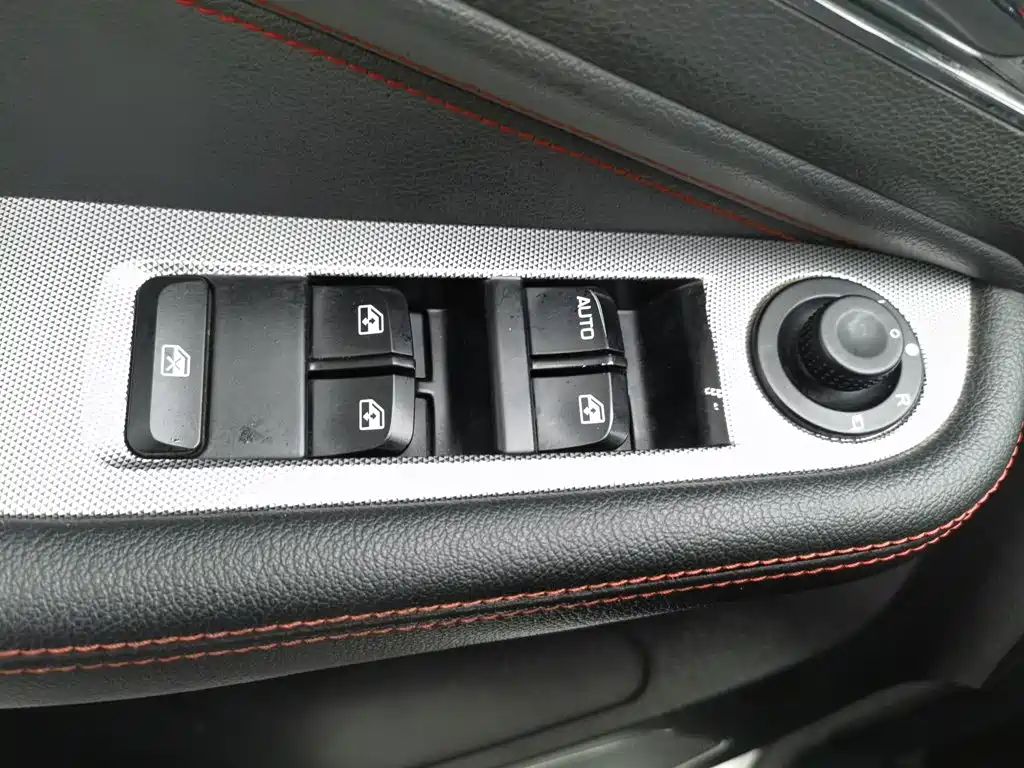 Baojun 560 — миниатюра 9