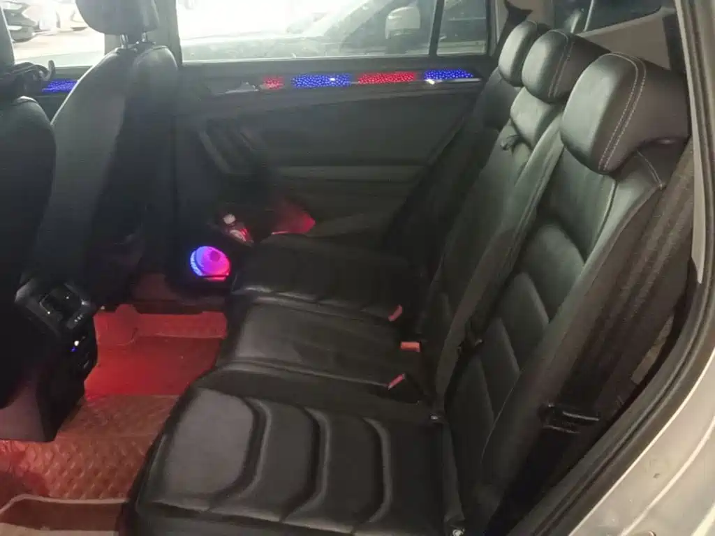 Volkswagen Tiguan L — миниатюра 17