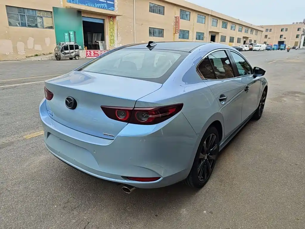 Mazda 3 Axela — миниатюра 7