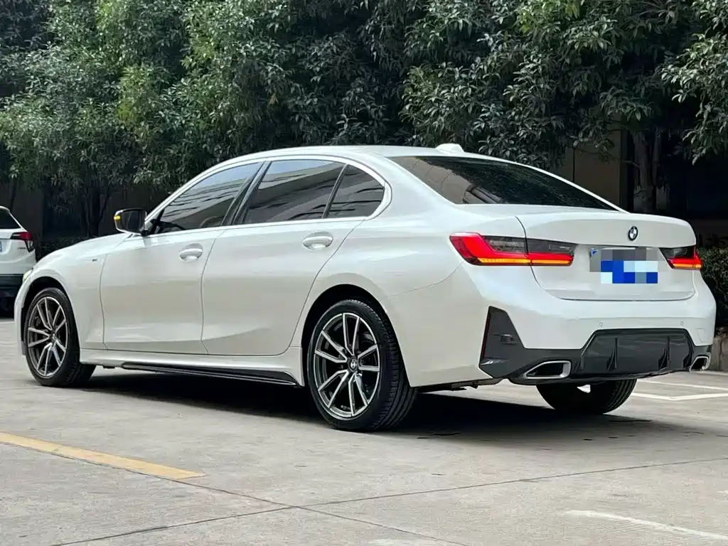 BMW 3 Series — миниатюра 5