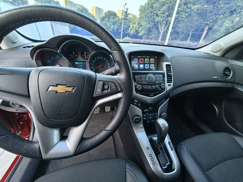Chevrolet Cruze — миниатюра 14
