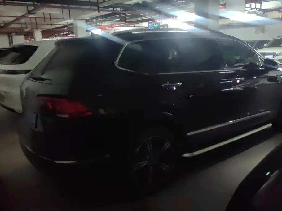 Volkswagen Tiguan L — миниатюра 3