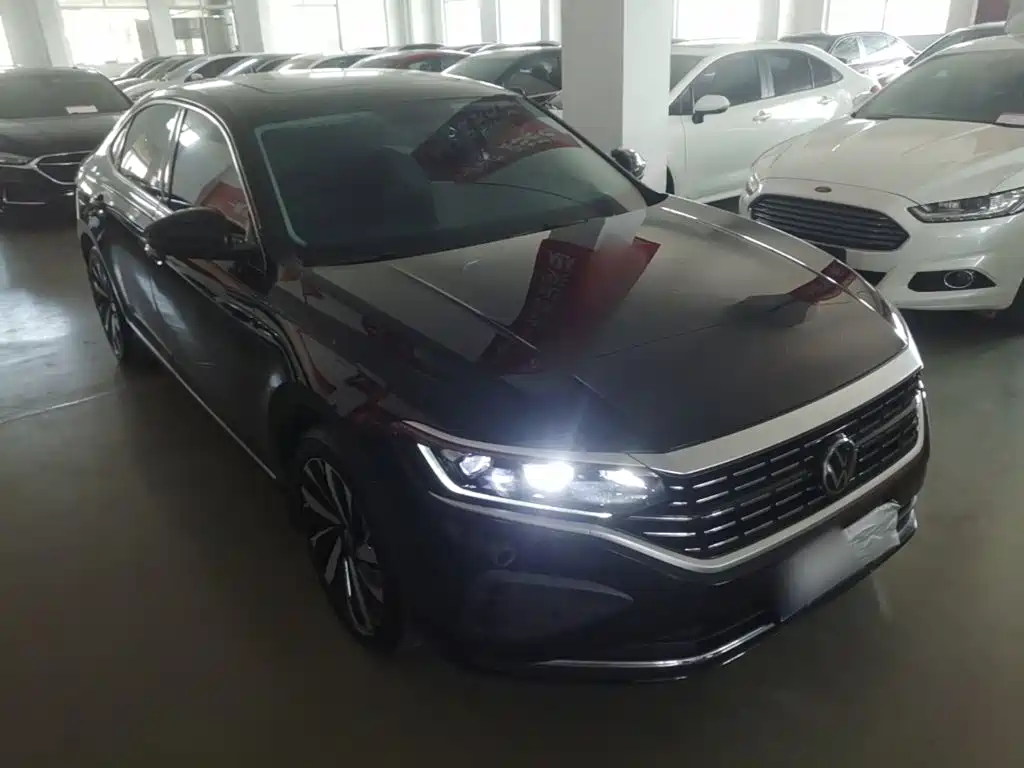 Volkswagen Passat — миниатюра 4