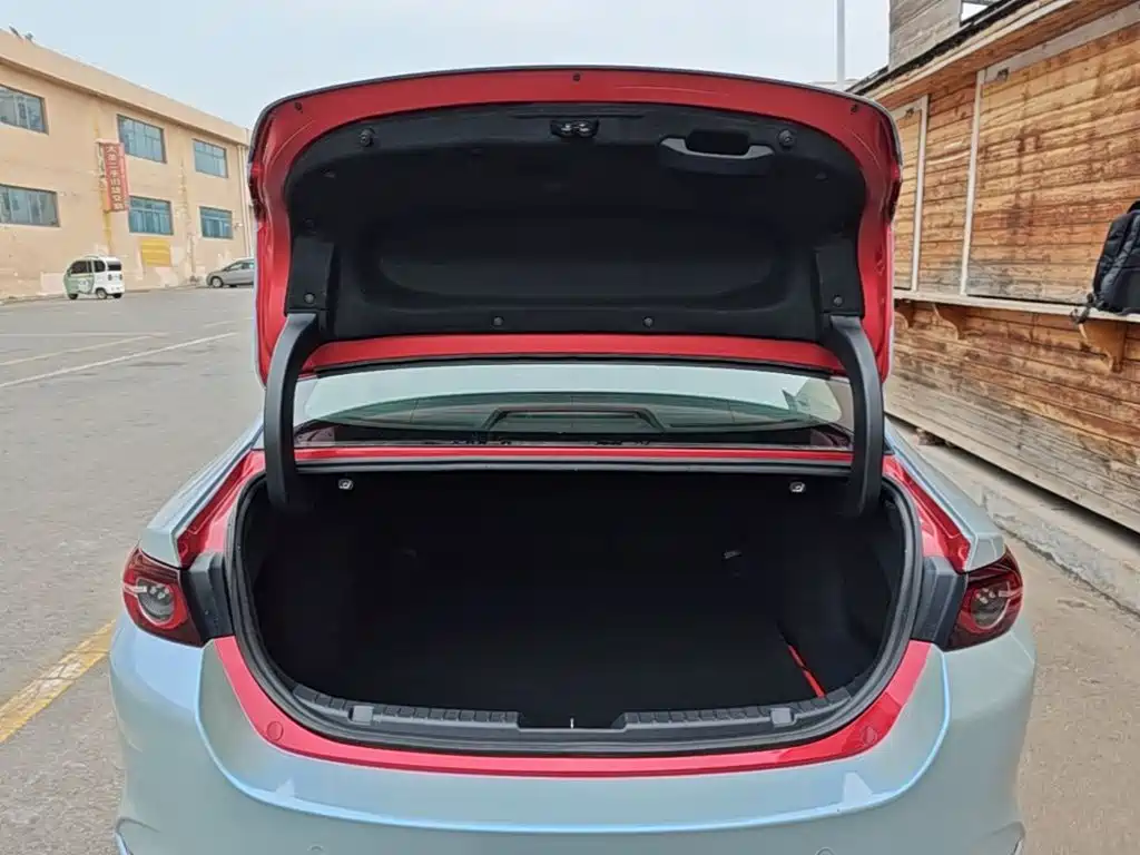 Mazda 3 Axela — миниатюра 19