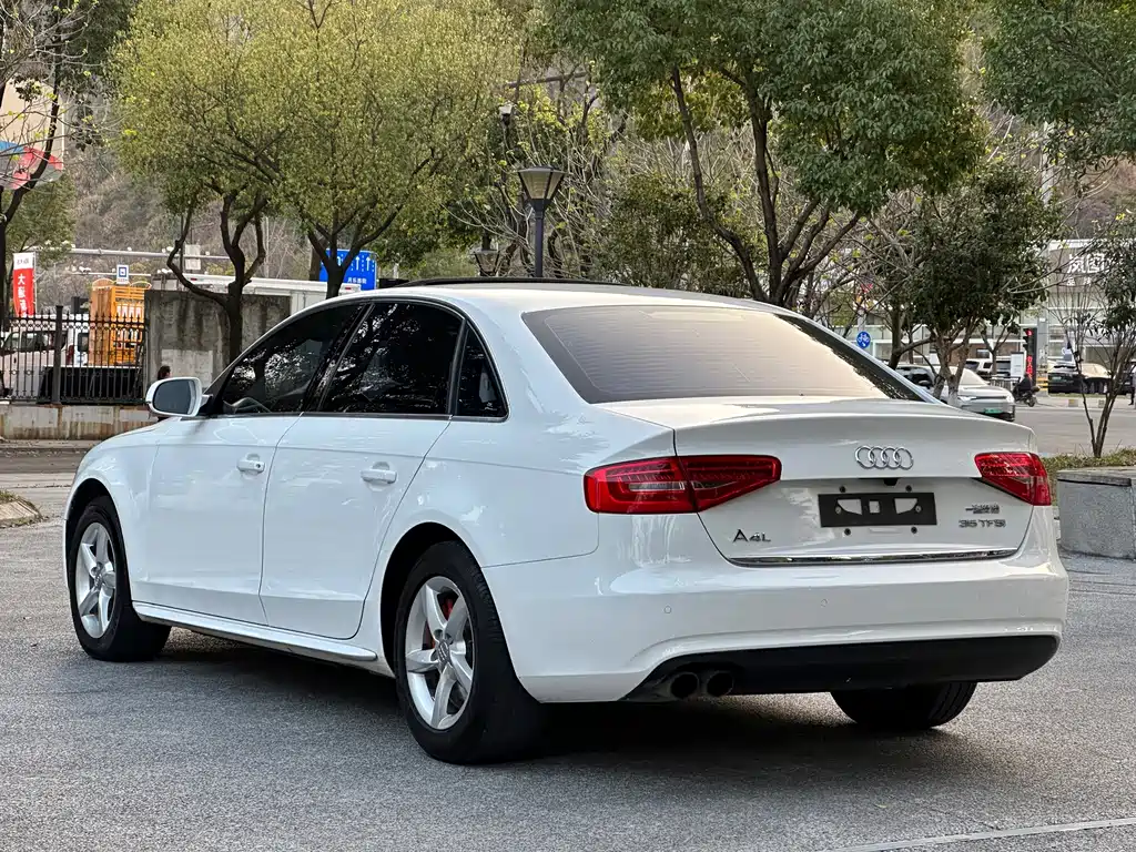 Audi A4L — миниатюра 5