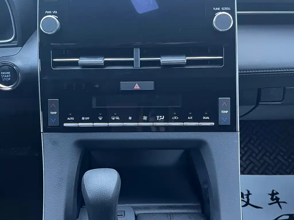 Toyota Avalon 2022 2.0L