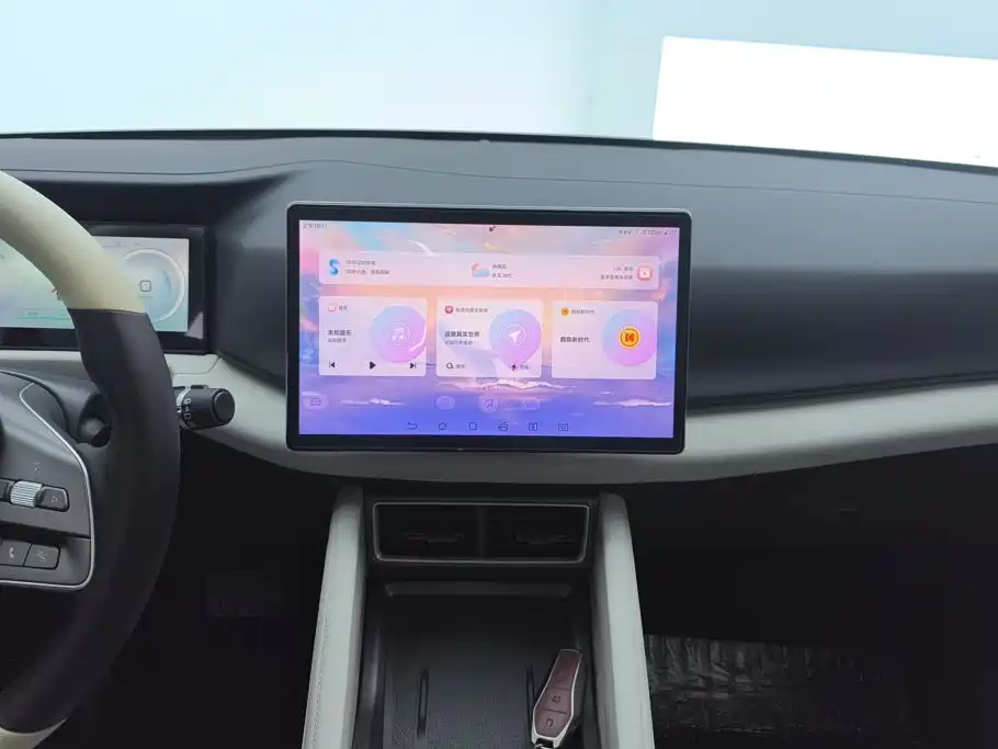 BYD Yuan UP — миниатюра 13