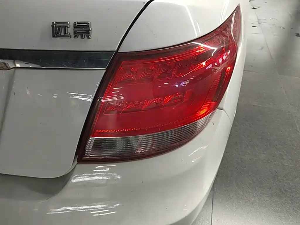 Geely Vision — миниатюра 8