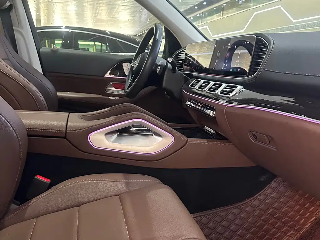 Mercedes-Benz GLE (Import) — миниатюра 5