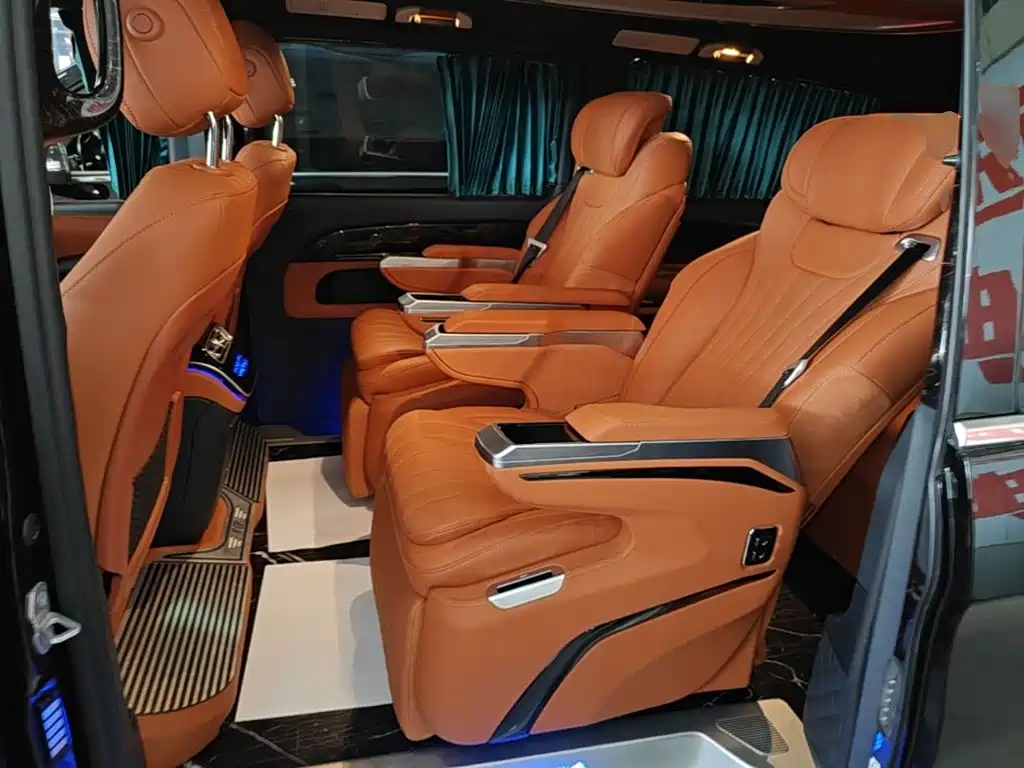 Mercedes-Benz Vito — миниатюра 17