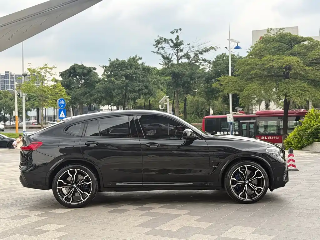 BMW X4 M — миниатюра 4