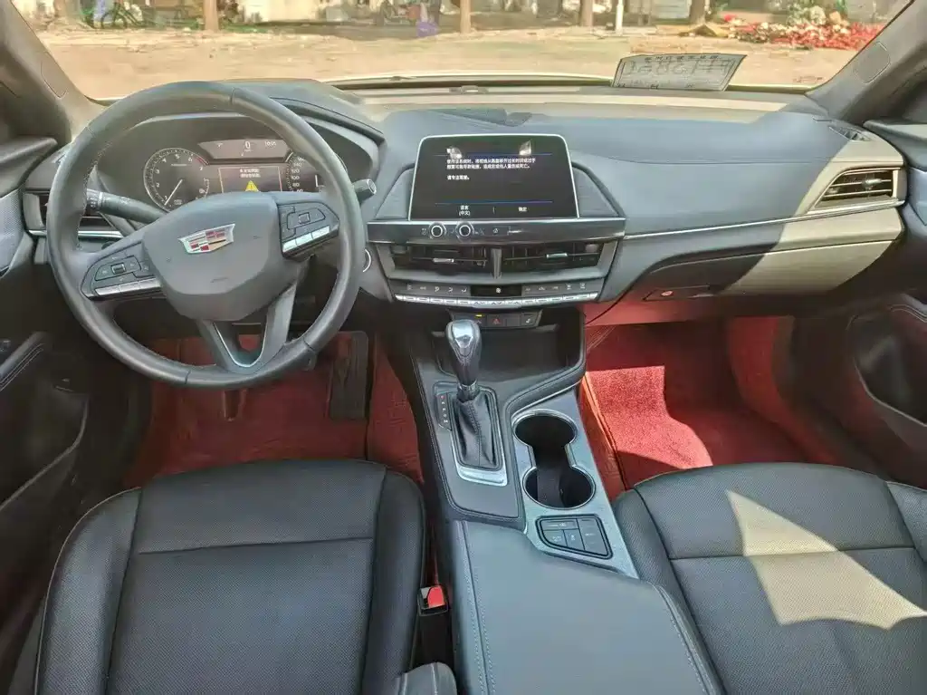 Cadillac CT4 — миниатюра 4