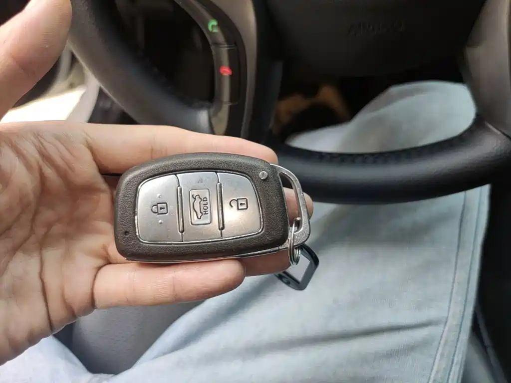 Hyundai Elantra Langdong — миниатюра 9