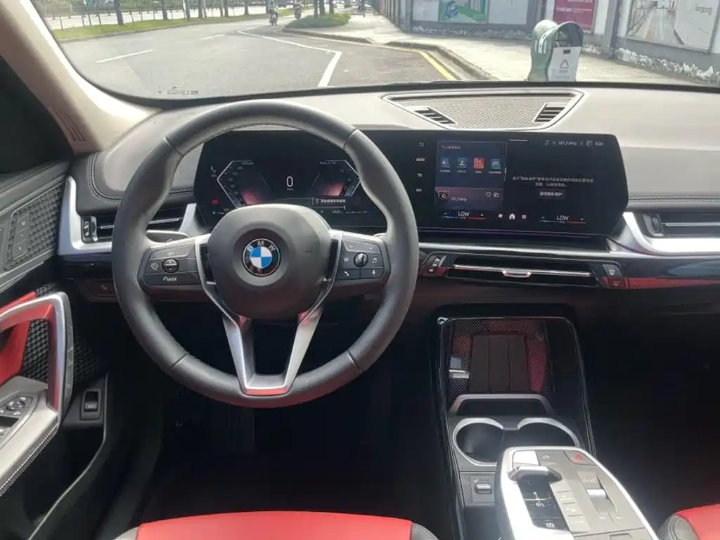 BMW X1 — миниатюра 13
