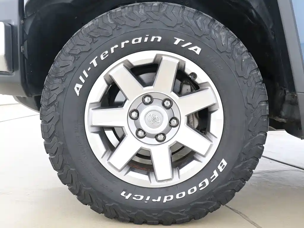 Toyota FJ Cruiser — миниатюра 17