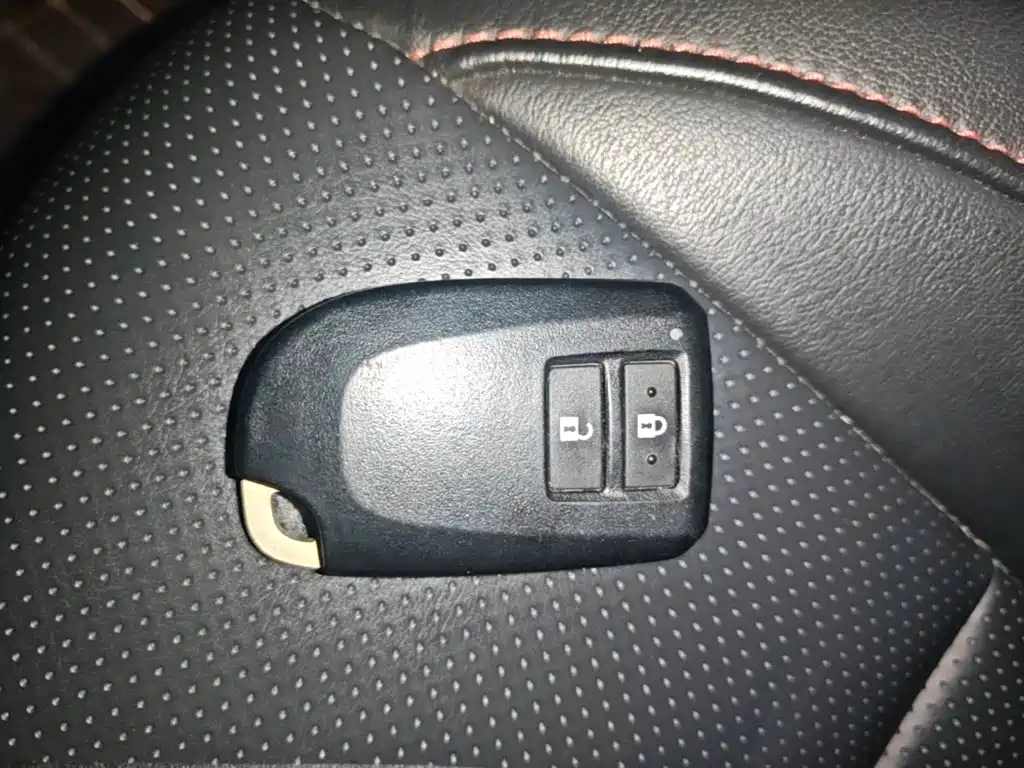 Toyota Yaris L — миниатюра 9