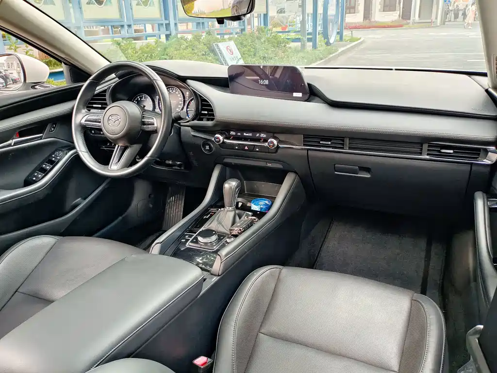 Mazda 3 Axela — миниатюра 6