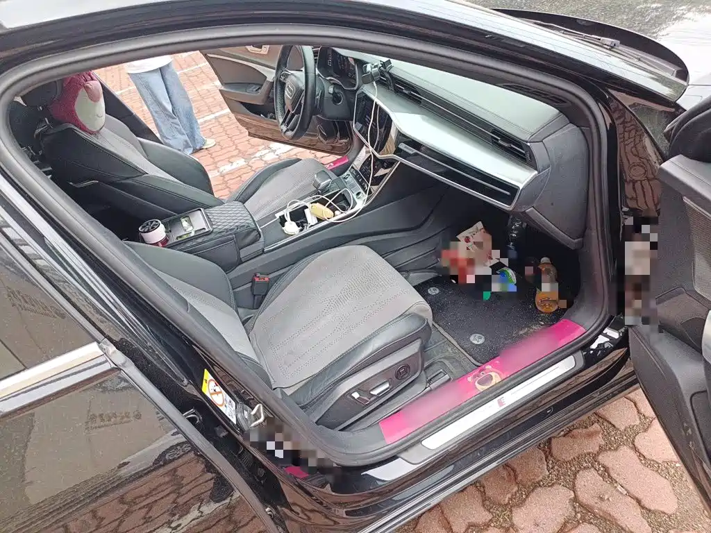 Audi A6L — миниатюра 18