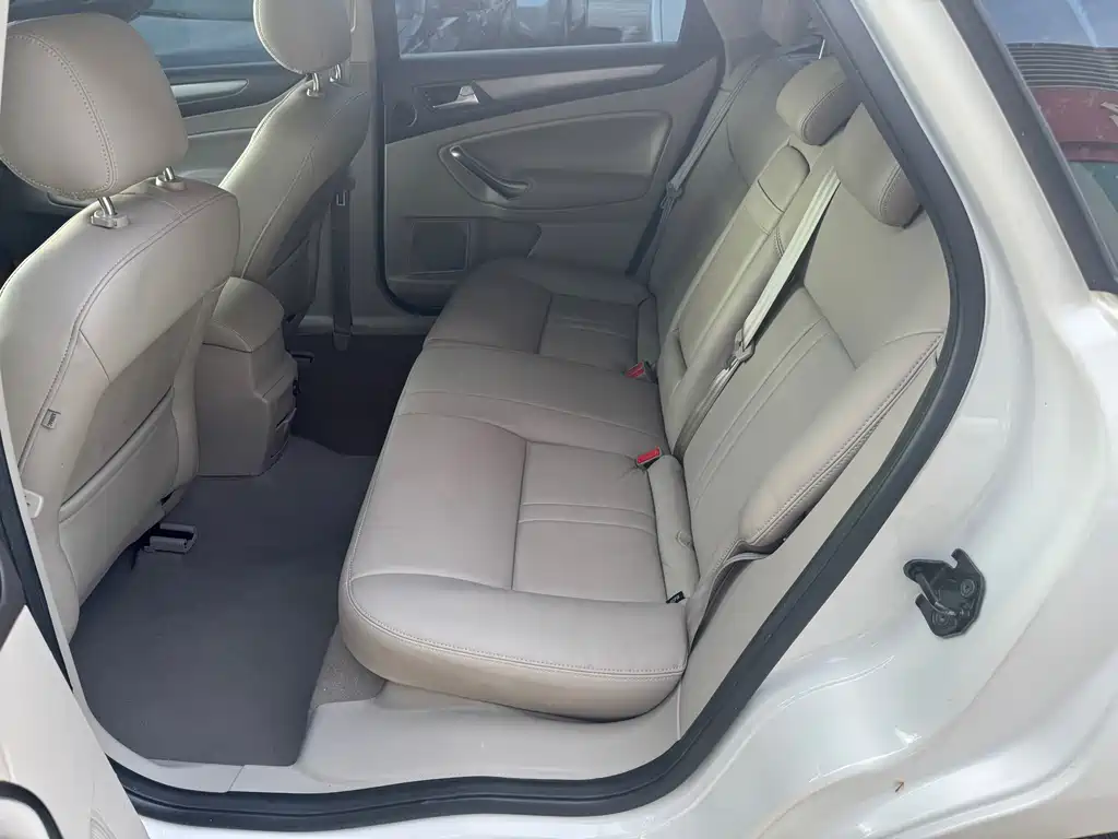 Ford Mondeo — миниатюра 8