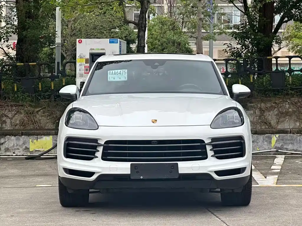 Porsche Cayenne — миниатюра 3