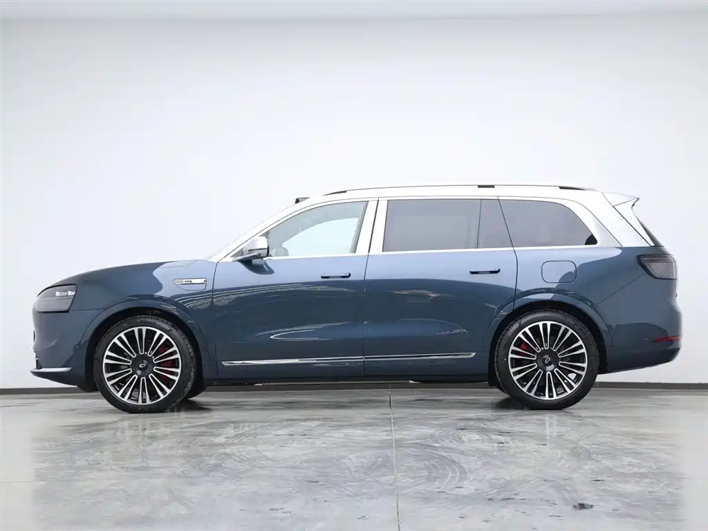 AITO ASK THE WORLD M9