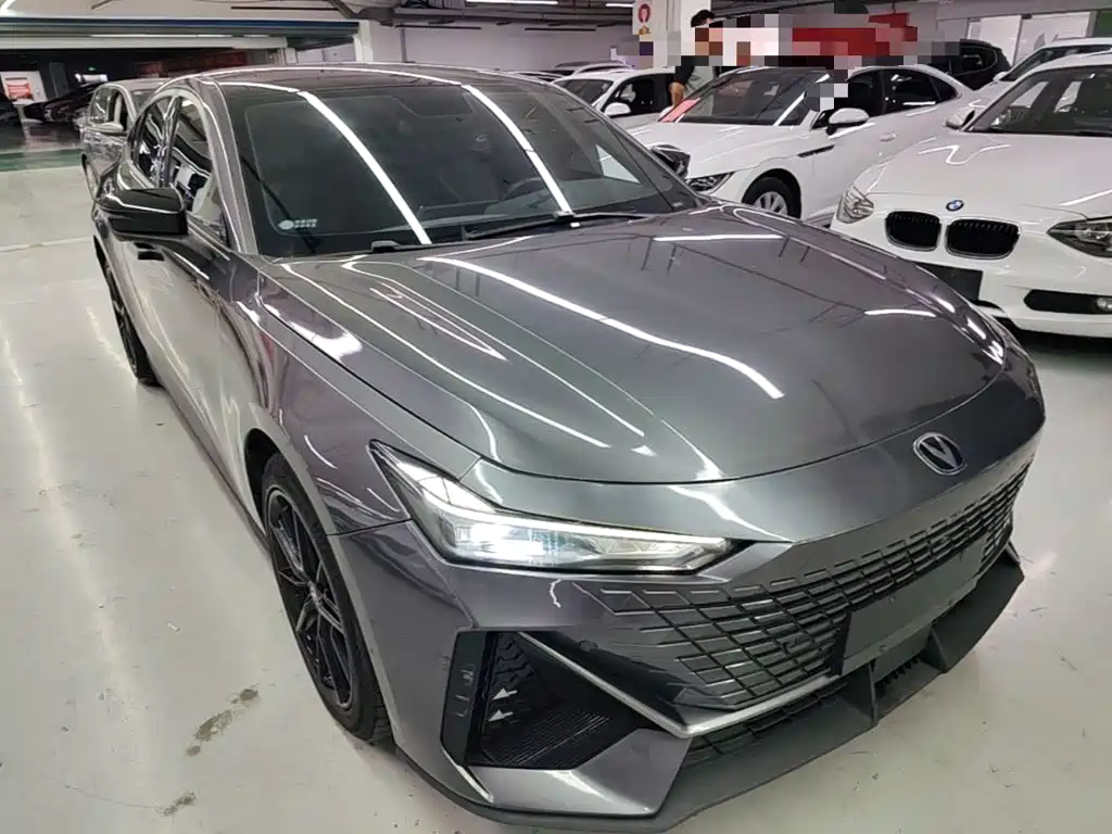 Changan UNI-V — миниатюра 4
