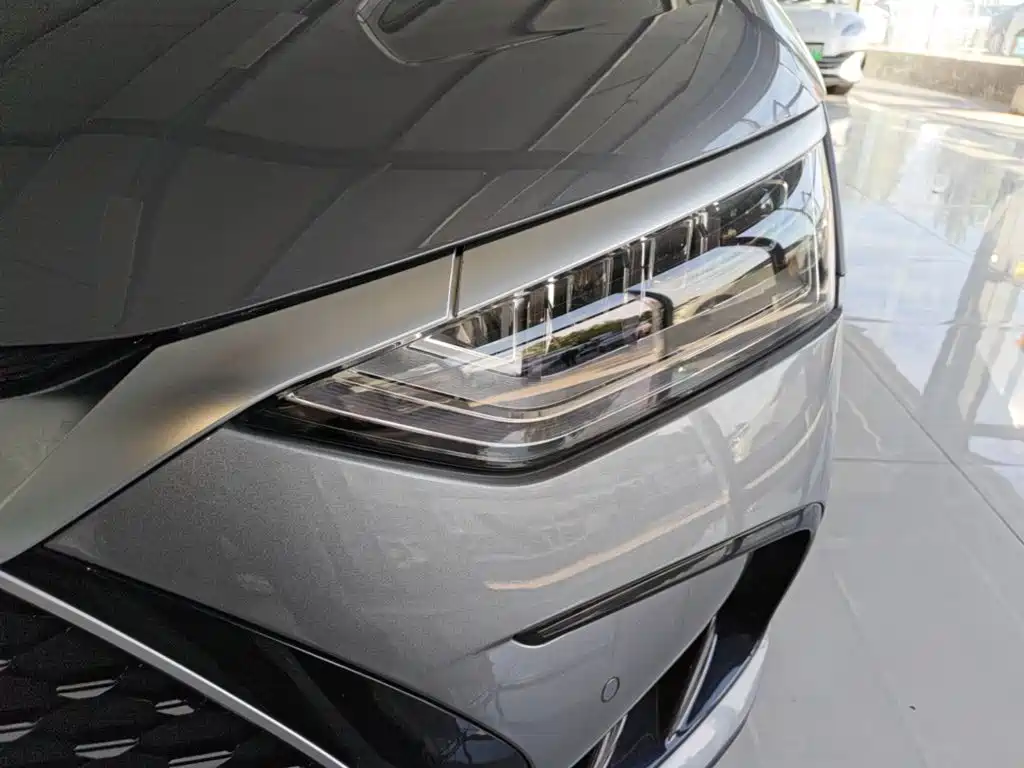 BYD Han — миниатюра 24