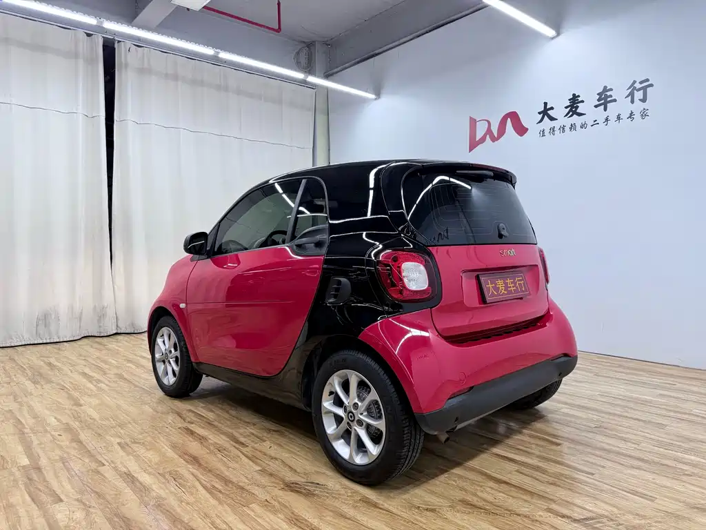 smart Smart Fortwo — миниатюра 10