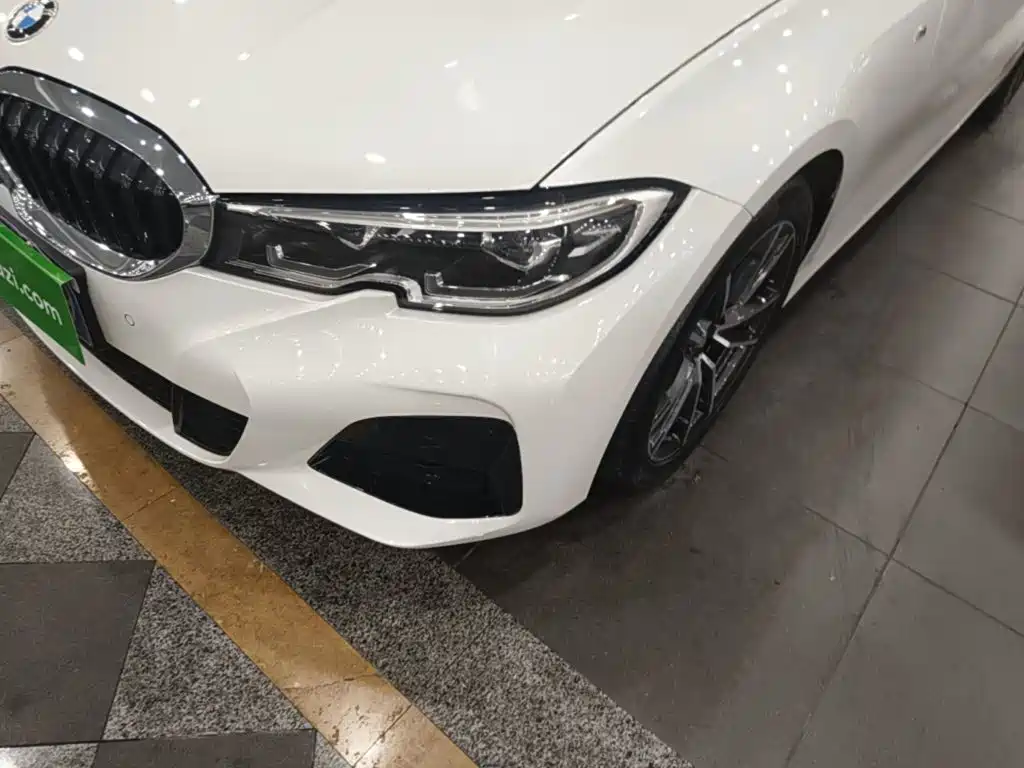BMW 3 Series — миниатюра 24